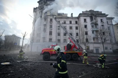 Russia Targets Kyiv with 31 Missiles, Causing Injuries and Destruction