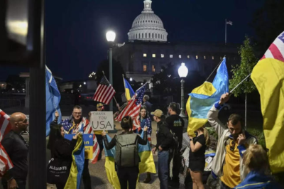 US Senate Approves $61 Billion Ukraine Aid Package; Biden Commits to Swift Arms Delivery