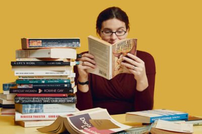 Pages of Perspective: How Reading Books Broadens the Mind