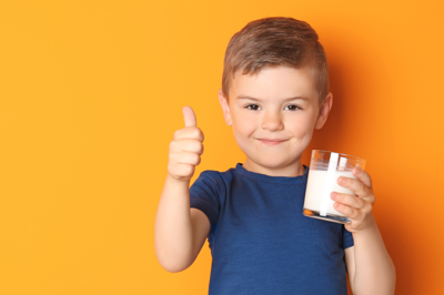 Best Time to Drink Milk: Morning or Night? Here’s What Experts Say