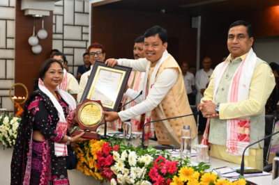 Assam Government Honours Weaver Artisans on National Handloom Day