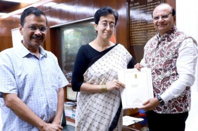 Arvind Kejriwal Resigns as Delhi CM, Atishi Stakes Claim to Form Govt