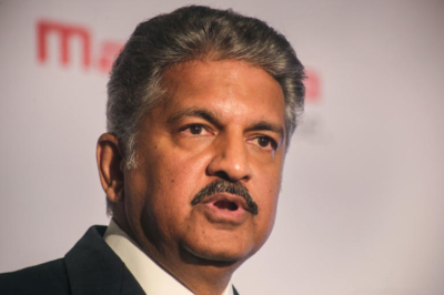 Anand Mahindra’s Humble Response to Criticism Wins Over the Internet