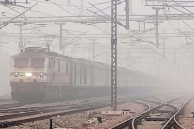 ‘Very’ Dense Fog in Delhi-NCR Disrupts Flights and Trains, Air Quality Hits ‘Severe’