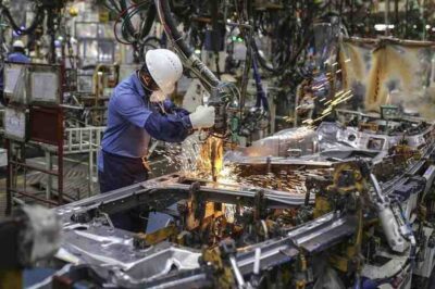 India’s Manufacturing PMI Reaches Four-Month High in April