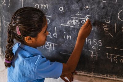 Maharashtra Removes Hindi Compulsion in Schools