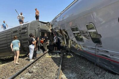 Explosions Cause Two Bridges in Western Russia to Collapse, Killing Seven