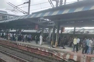 Tragedy Strikes Mumbai’s Suburban Railway: Four Dead in Overcrowding Incident