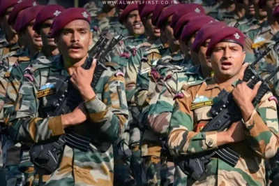 Indian Army soldiers during an anti-terror operation near LoC in Poonch, Jammu & Kashmir.