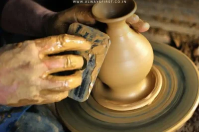 Asharikandi terracotta artisans shaping clay, now part of ISRO’s space ceramic research.